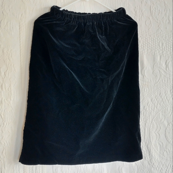 Rus Togs Black Velvet Maxi Skirt Vintage Made in the USA Holiday Heavy Winter - Picture 1 of 6